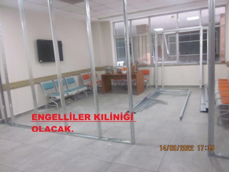 İL SAĞLIK MÜDÜRÜ TİTİZ ÇALIŞIYOR.