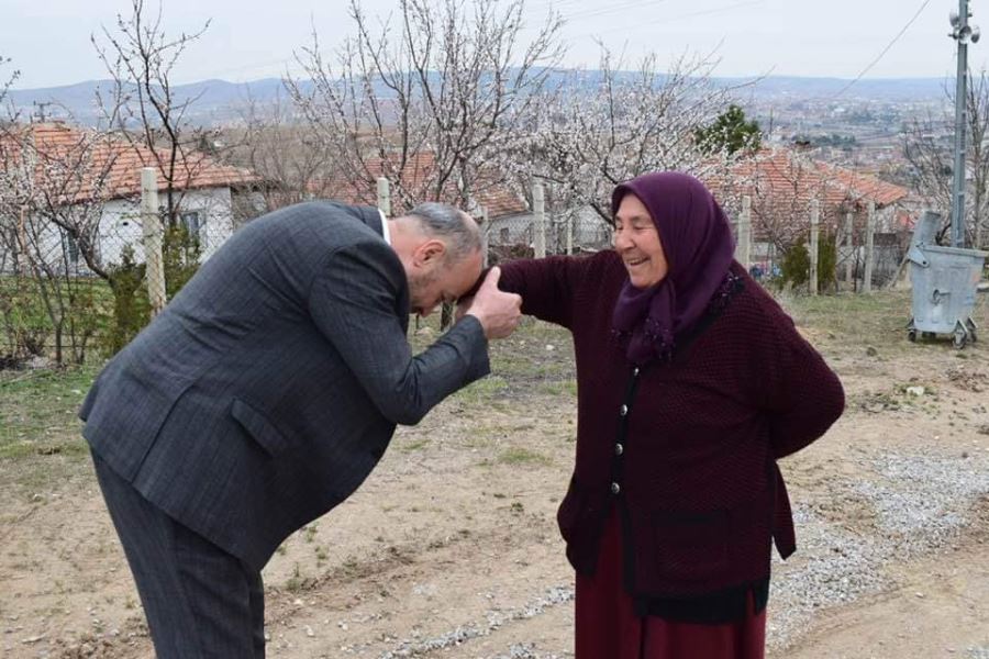 GÖNÜLLER ALÇALINCA RAĞBET ÇOĞALIYOR BU İŞİ DE ZAFER TEKİN BİLİYOR.