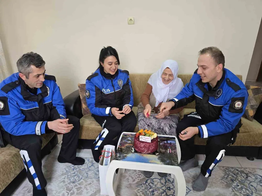 TÜRK POLİSİNİN ŞEFKATİ.