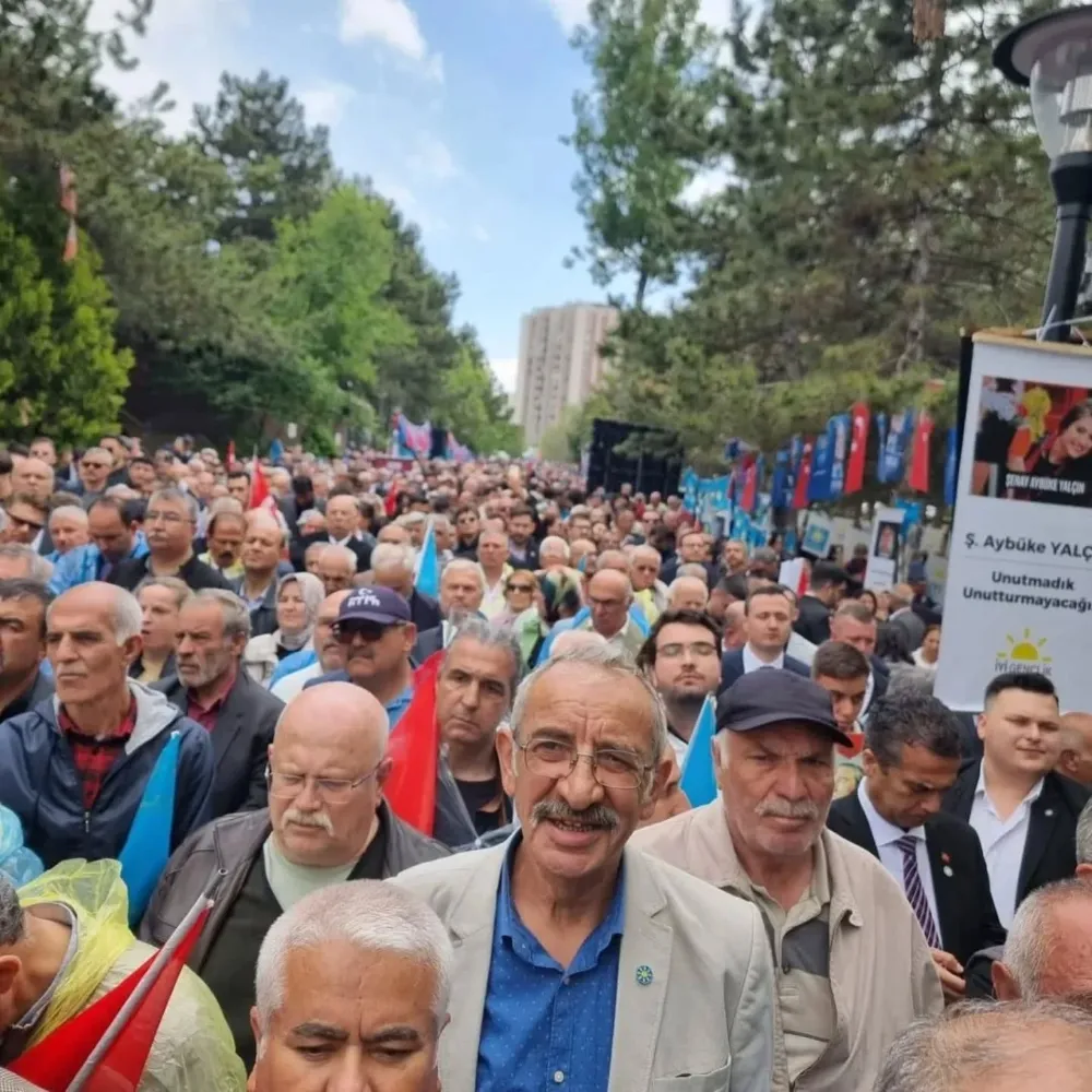 KIRIKKLEDE İY PARTİDEN GÖVDE GÖSTEDİSİ