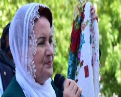 İYİ PARTİ KIRIKKALE DE ADINI İZZET İKRAMDAN DOLAYI PASTALI PARTİ DİYE DUYURDU.