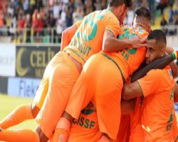 Alanya spor ? Rizespor?a ÇAY DEMLEDİ: 5-2